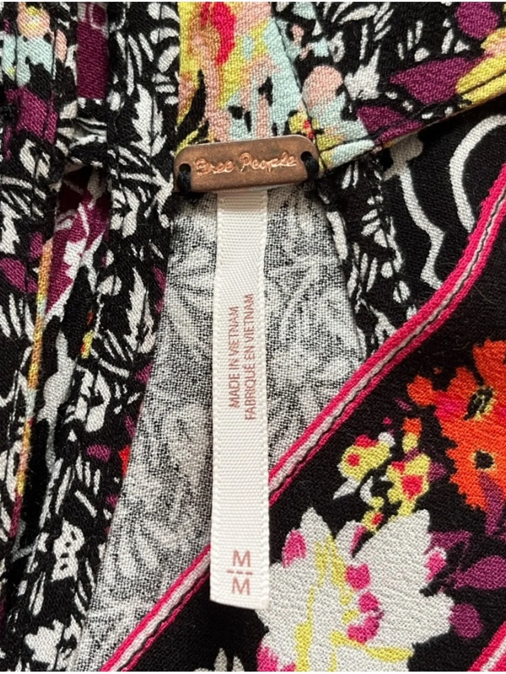 Free People Dream Darlin Deep V Babydoll Razorback V-Neck • Medium